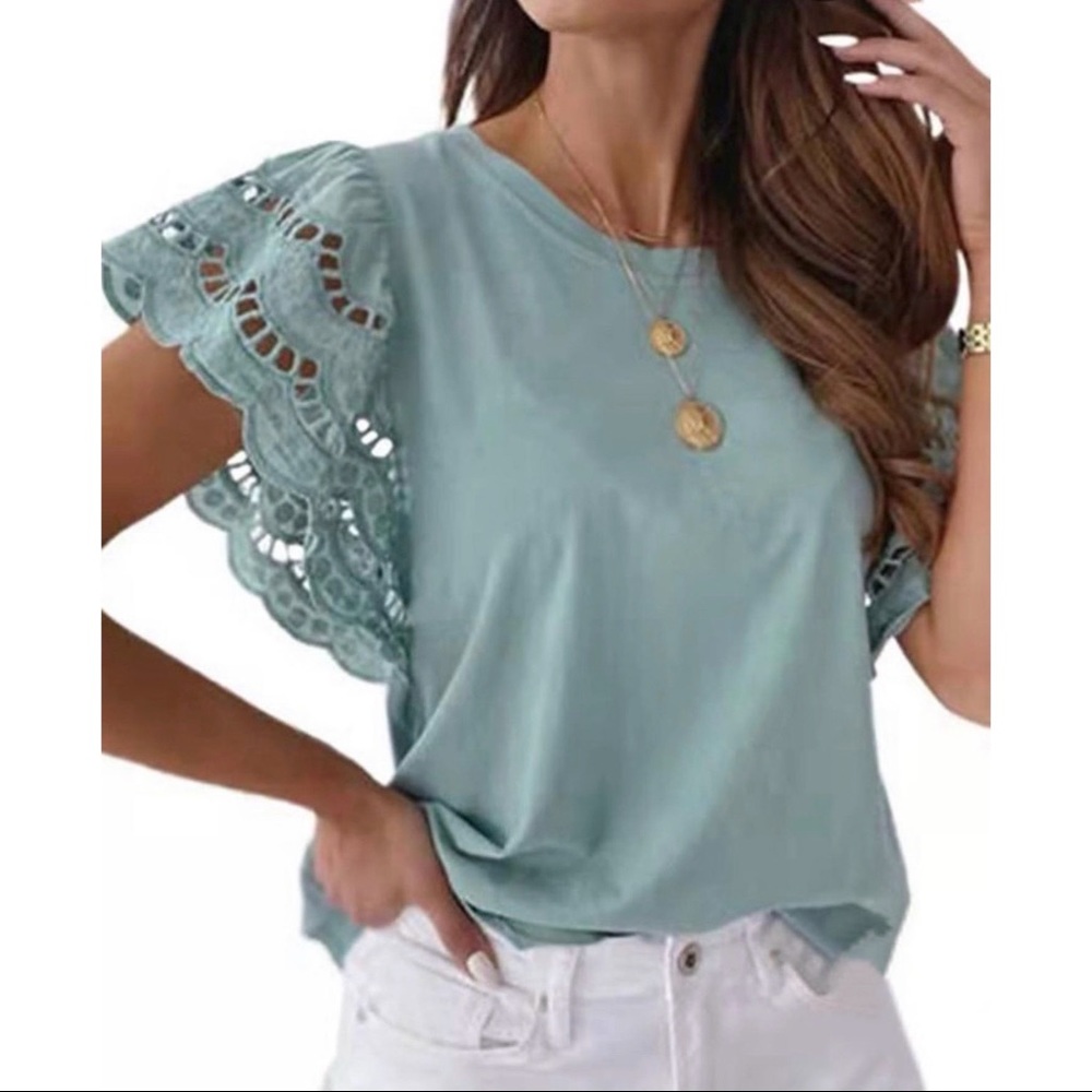 Eyelet sleeve Top/Tee In Pale Aqua